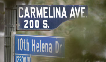 section-ave-street-sign-pic-mobile