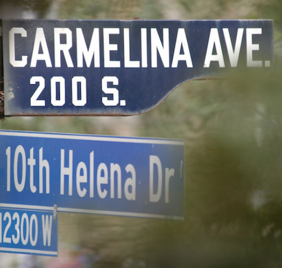 section-ave-street-sign-pic